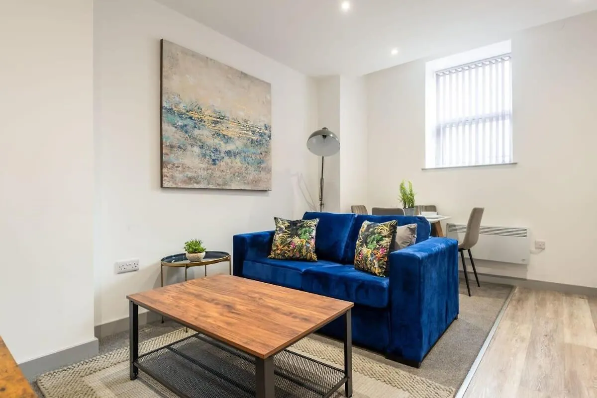 Smart 2 Bed Budget Apartment In Central Doncaster